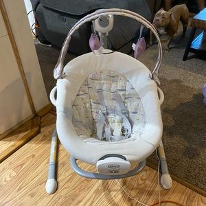 Graco Soothe nSway Baby Swing with Portable Rocker
